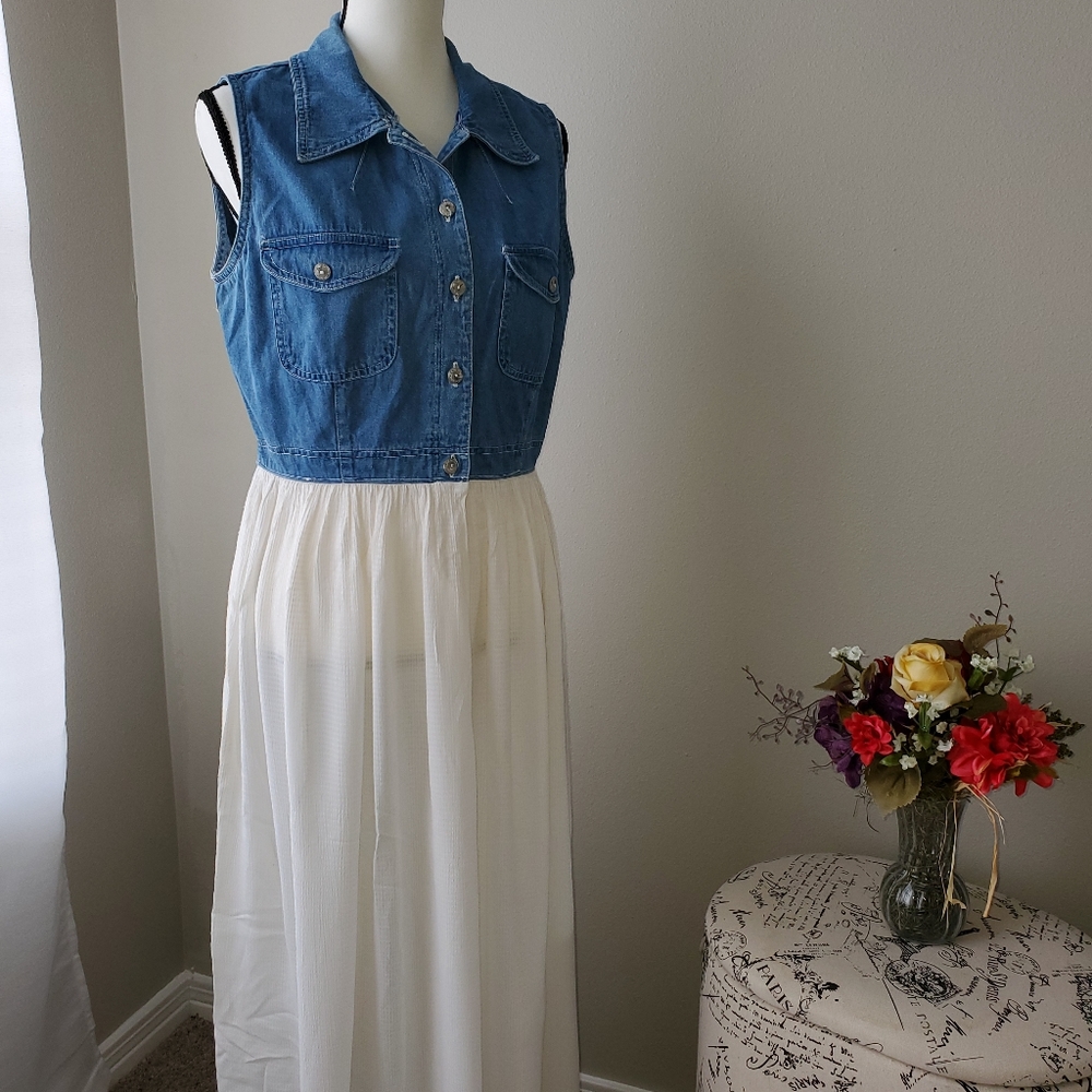 Studio Ease Maxi Dress - Picture 4 of 6